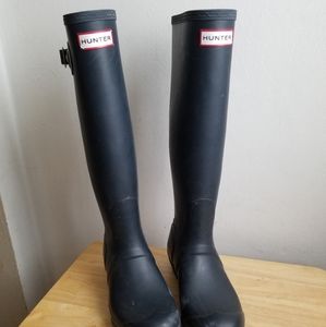 Womans Hunter boots